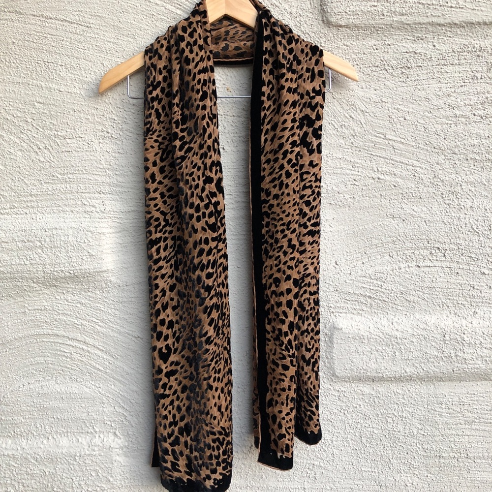 Vintage Leopard Print Scarf 68”L x 20”W